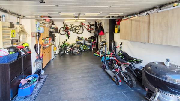 À vendre  Appartement triplex  136m2 au sol autonome énergétiquement à Oberhoffen-sur-Moder, au coeur du village