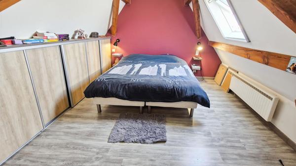 À vendre  Appartement triplex  136m2 au sol autonome énergétiquement à Oberhoffen-sur-Moder, au coeur du village
