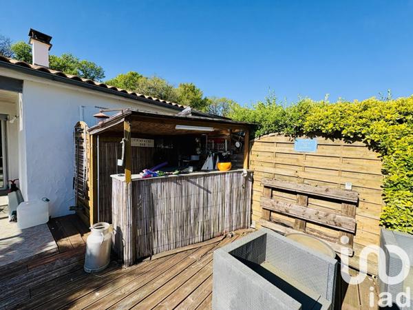 Maison 4 pièces de 142 m² à Médis (17600)