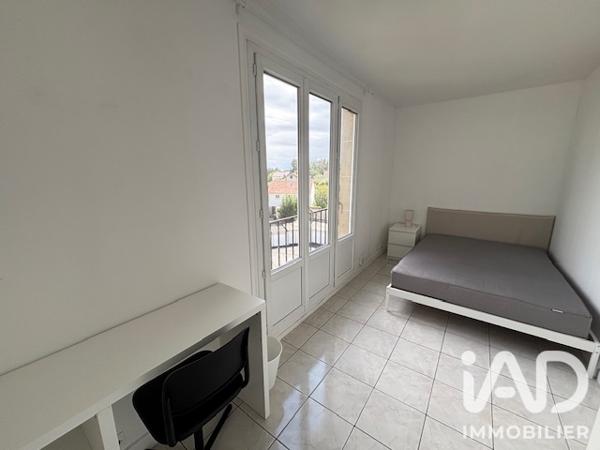 Location appartement 5 pièces 11 m² Orly