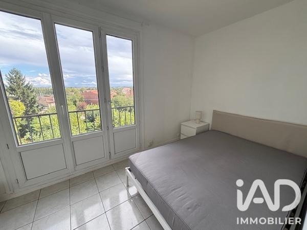 Location appartement 5 pièces 11 m² Orly