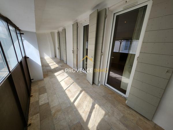 Oraison (04700) EXCLUSIVITE ORAISON !!! DUPLEX de 170 m2 avec grand garage de 75 m2 et local à louer