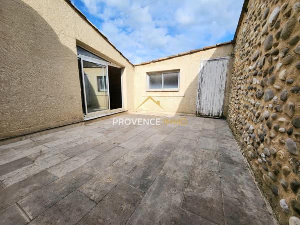 Oraison (04700) EXCLUSIVITE ORAISON !!! DUPLEX de 170 m2 avec grand garage de 75 m2 et local à louer