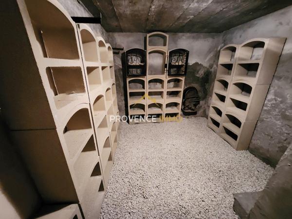 Oraison (04700) EXCLUSIVITE ORAISON !!! DUPLEX de 170 m2 avec grand garage de 75 m2 et local à louer