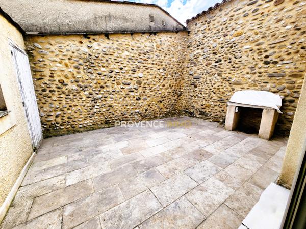 Oraison (04700) EXCLUSIVITE ORAISON !!! DUPLEX de 170 m2 avec grand garage de 75 m2 et local à louer