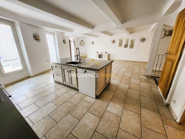 Oraison (04700) EXCLUSIVITE ORAISON !!! DUPLEX de 170 m2 avec grand garage de 75 m2 et local à louer