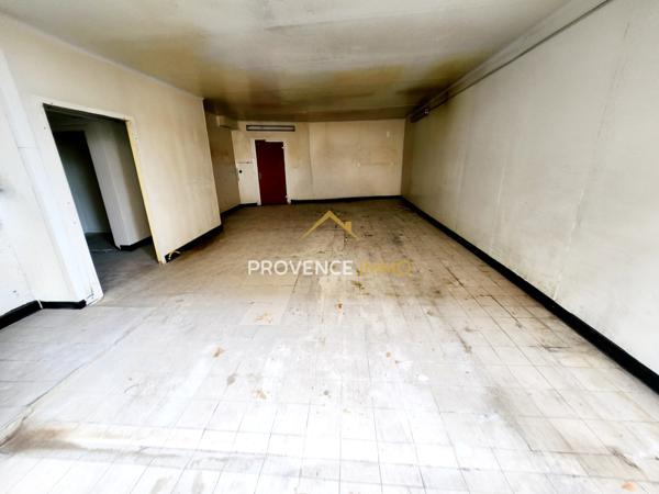 Oraison (04700) EXCLUSIVITE ORAISON !!! DUPLEX de 170 m2 avec grand garage de 75 m2 et local à louer