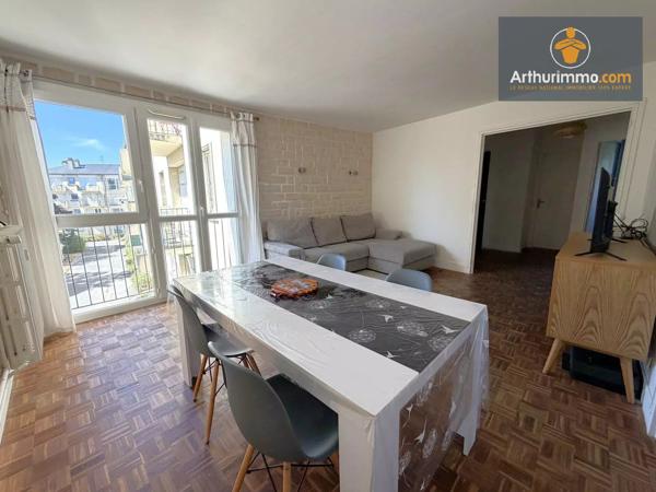 Vente                                                      Appartement
                        
                     4 pièces                      81 m2                     à Compiègne