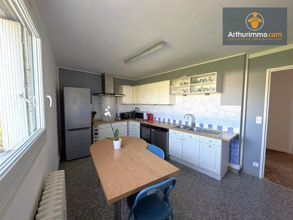 Vente                                                      Appartement
                        
                     4 pièces                      81 m2                     à Compiègne