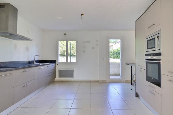 Chateau gombert (13013) Rare à Château Gombert : Charmant T3 de 69 m² avec jardin, terrasses et grand garage.