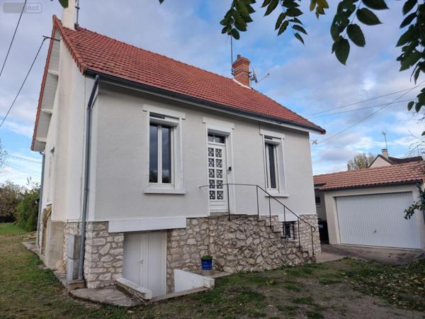 Maison à vendre à Romorantin-Lanthenay dans le Loir-et-Cher (41200), ref : 41036/3131   
calme