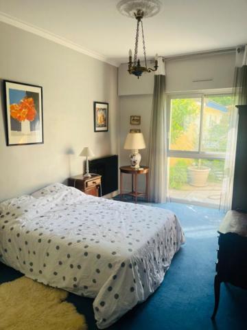 Maison d'architecte 11 pièces, 359 m2 sur parc de 7609 m2