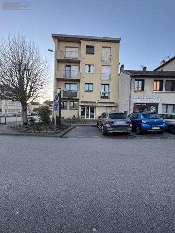 Appartement à vendre à Saint-Junien en Haute-Vienne (87200), ref : 87056-789