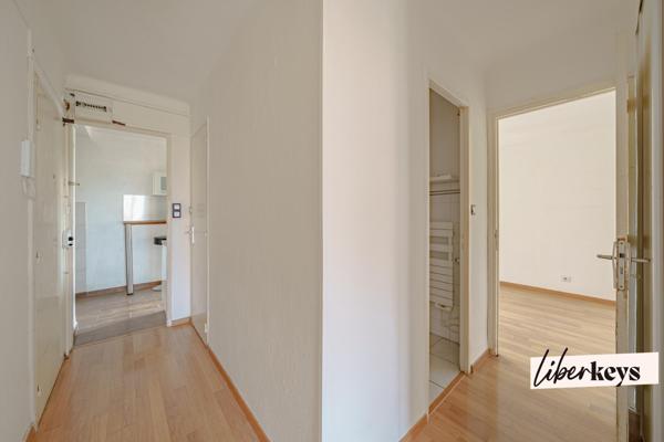 Appartement T2  7 Rue esquiros  13010 Marseille