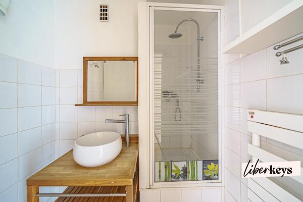 Appartement T2  7 Rue esquiros  13010 Marseille