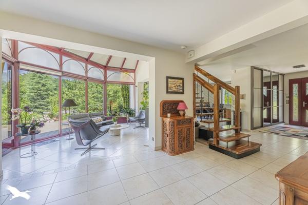 Maison à vendre 585 000 € Nazelles-Négron 7 p 220 m² DPE C