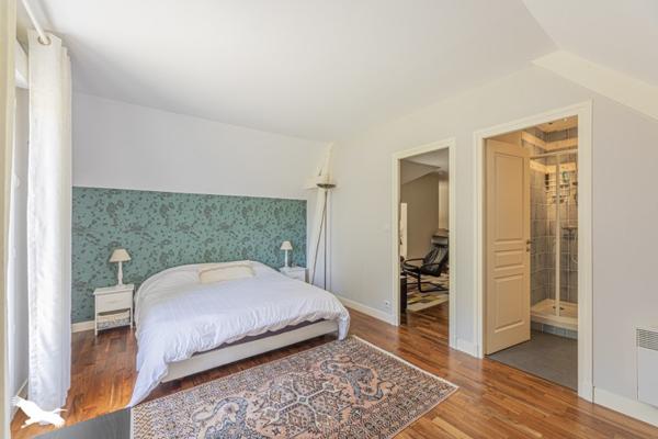 Maison à vendre 585 000 € Nazelles-Négron 7 p 220 m² DPE C