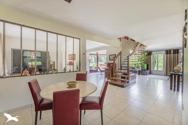 Maison à vendre 585 000 € Nazelles-Négron 7 p 220 m² DPE C