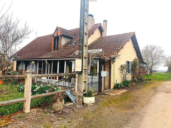 Maison isolée en pleine campagne 70 000 € H.A.I.*
