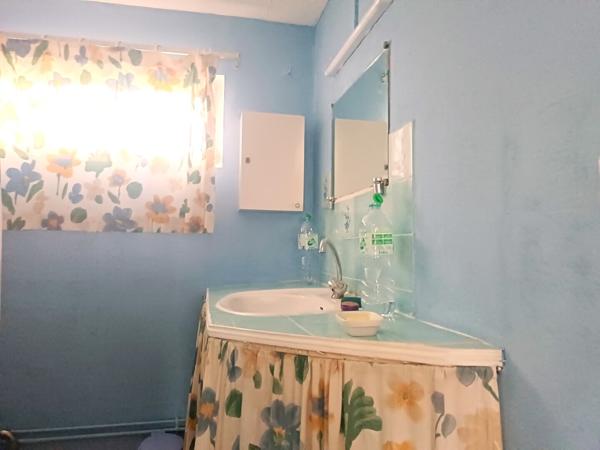 Maison isolée en pleine campagne 70 000 € H.A.I.*