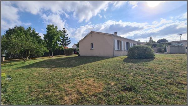 Maison à Faye-l'Abbesse, 79350 - 7 pièces 84m²