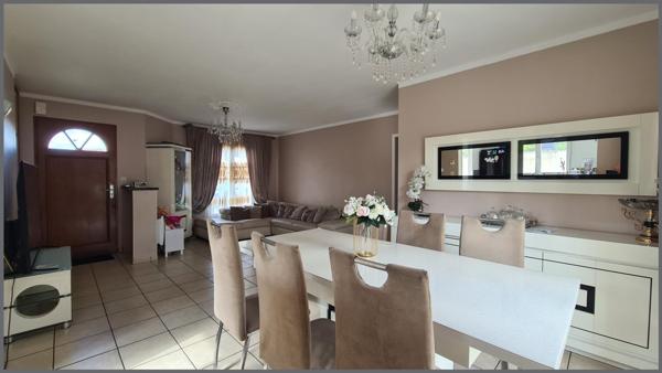 Maison à Faye-l'Abbesse, 79350 - 7 pièces 84m²