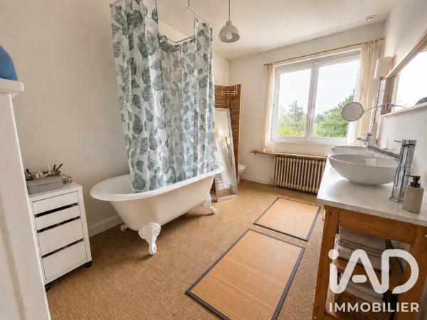 Maison à vendre 6 pièces 170,88 m² Gond-Pontouvre
