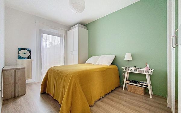 Appartement à vendre    5 pièces • 110,08 m2 Guyancourt