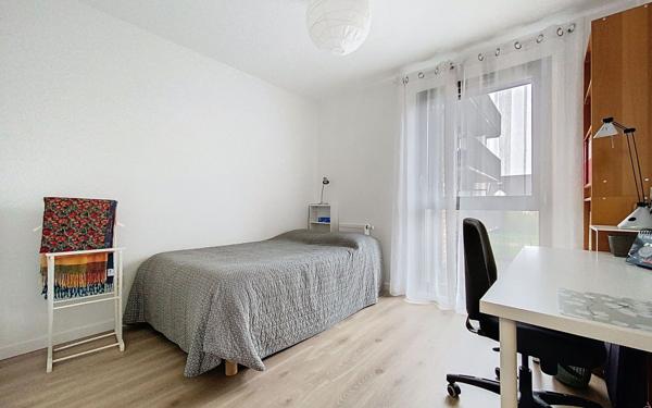 Appartement à vendre    5 pièces • 110,08 m2 Guyancourt