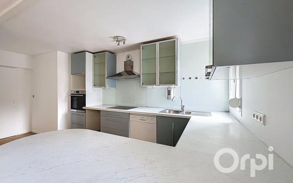 Appartement à vendre    5 pièces • 101,70 m2 Villeurbanne