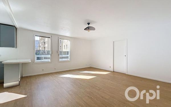 Appartement à vendre    5 pièces • 101,70 m2 Villeurbanne