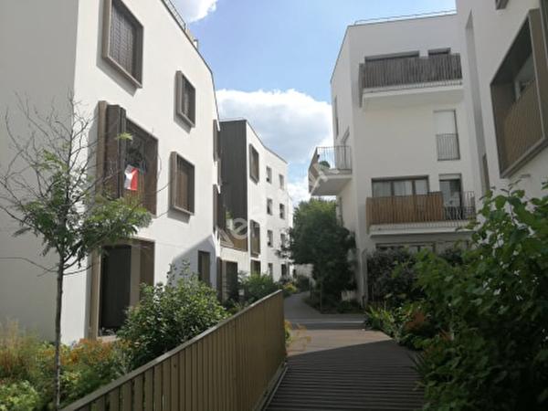 Appartement Romainville 2 pièces 41.14 m2 avec place de stationnement