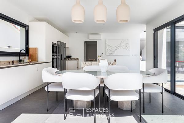 Maison contemporaine avec piscine à Saint-Lys