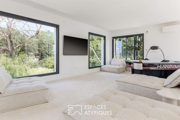 Maison contemporaine avec piscine à Saint-Lys