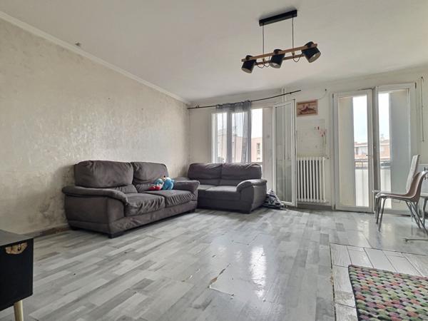 A vendre appartement de type 3 à Marseille 13002 - JOLIETTE