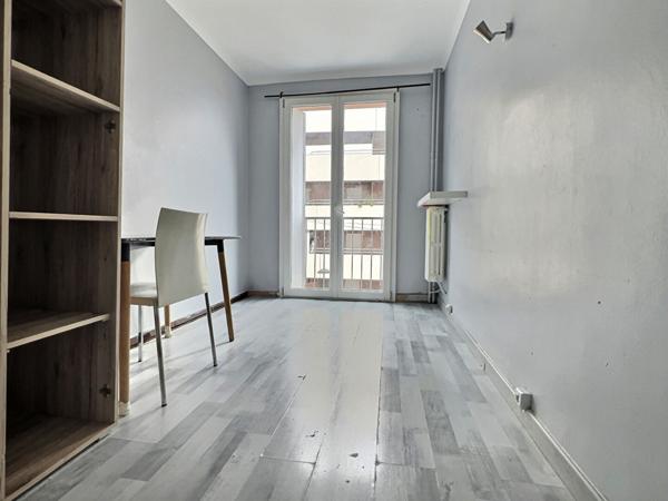 A vendre appartement de type 3 à Marseille 13002 - JOLIETTE
