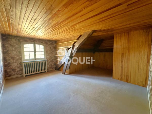 À vendre : Maison de caractère au coeur de Montbrison, quartier prisé !
