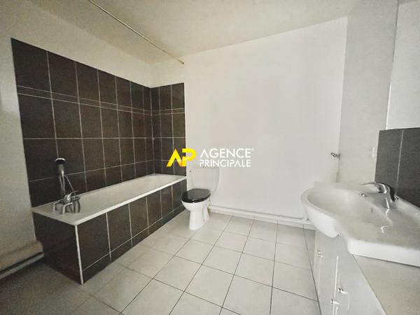 Orgemont - Colonie, Appartement 2 pièces 47 m2 avec balcon et parking à 5 minutes à pied de la gare d'Argenteuil €195 000 ** - Référence 4466