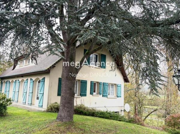 Maison à TESSY BOCAGE, 50420 - 6 pièces 153m²