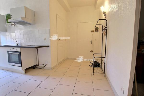 Cadenet (84160) grand T2 en plein cœur de Cadenet