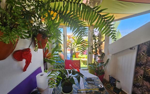 Appartement à vendre    3 pièces • 120 m2 Saint-Paul