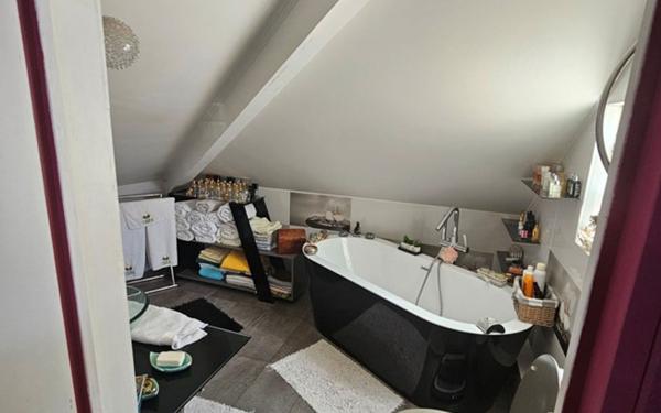 Appartement à vendre    3 pièces • 120 m2 Saint-Paul