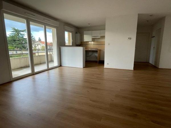 POITIERS - appartement T3  67.50m²