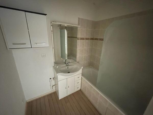 POITIERS - appartement T3  67.50m²