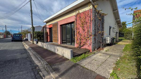 Immeuble de rapport – Studio loué + local commercial libre - Mérignac