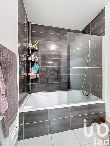 Appartement à vendre 4 pièces 83 m² Saint-Pierre-en-Faucigny