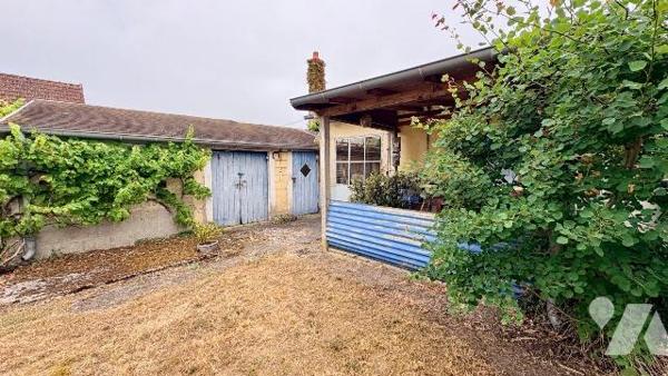 Située dans un environnement calme de la commune de Salbris (41300), cette maison de plain-pied...