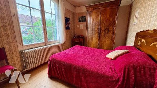 Située dans un environnement calme de la commune de Salbris (41300), cette maison de plain-pied...