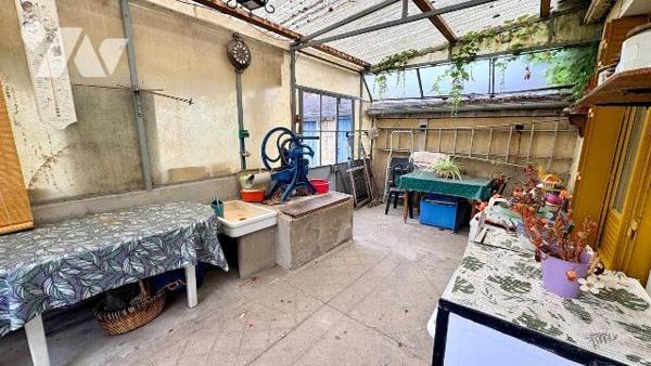 Située dans un environnement calme de la commune de Salbris (41300), cette maison de plain-pied...