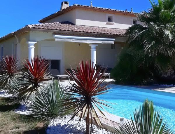 Aups L'Art de Vivre en Provence au Pied du Village